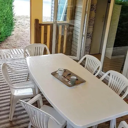 Chalet Mobilhome 3 Ch Climatise A La Palmyre Les Mathes